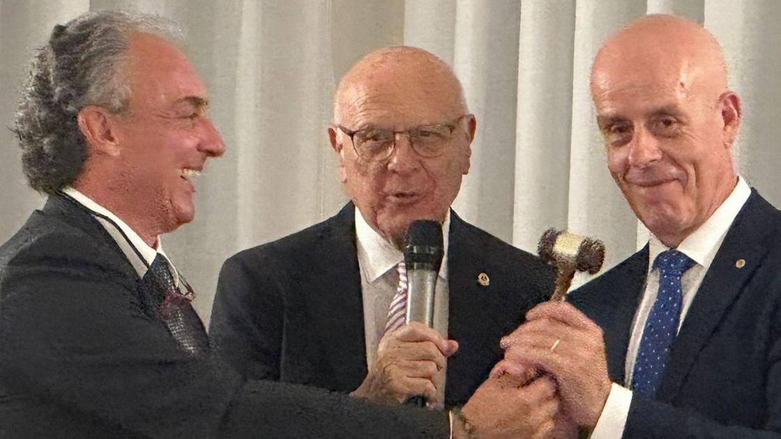 Luigi Rossetti alla guida del Lions Club Luigi Rossetti alla guida del Lions Club