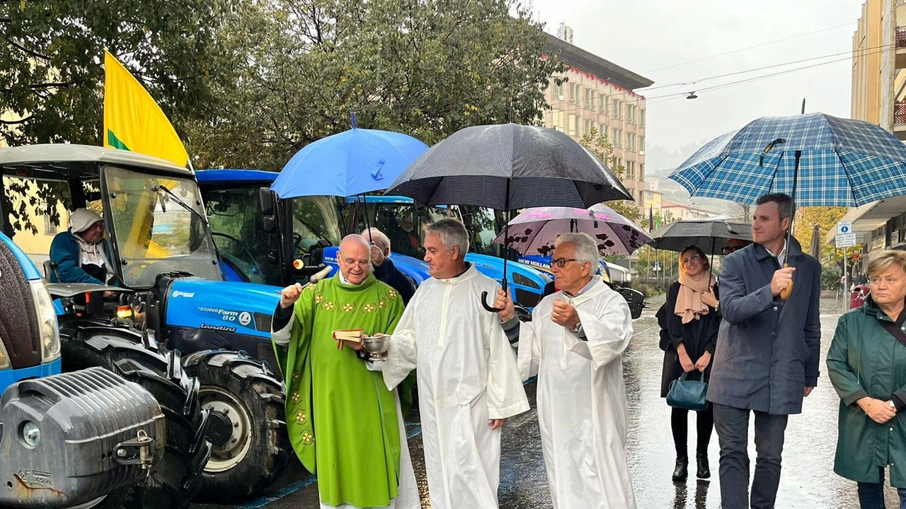 Cerimonia nella chiesa di San Sebastiano alla presenza delle autorità. Omaggio a Mario Maffei . Cerimonia nella chiesa di San Sebastiano alla presenza delle autorità. Omaggio a Mario Maffei .