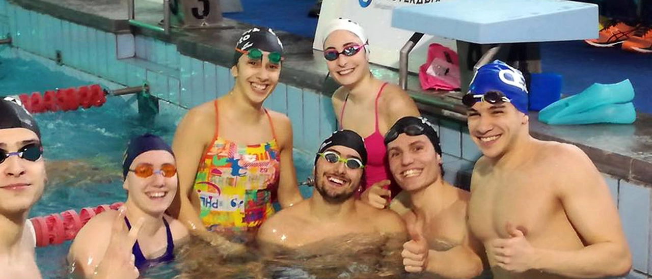 Un corso di nuoto estivo con la Chimera Nuoto