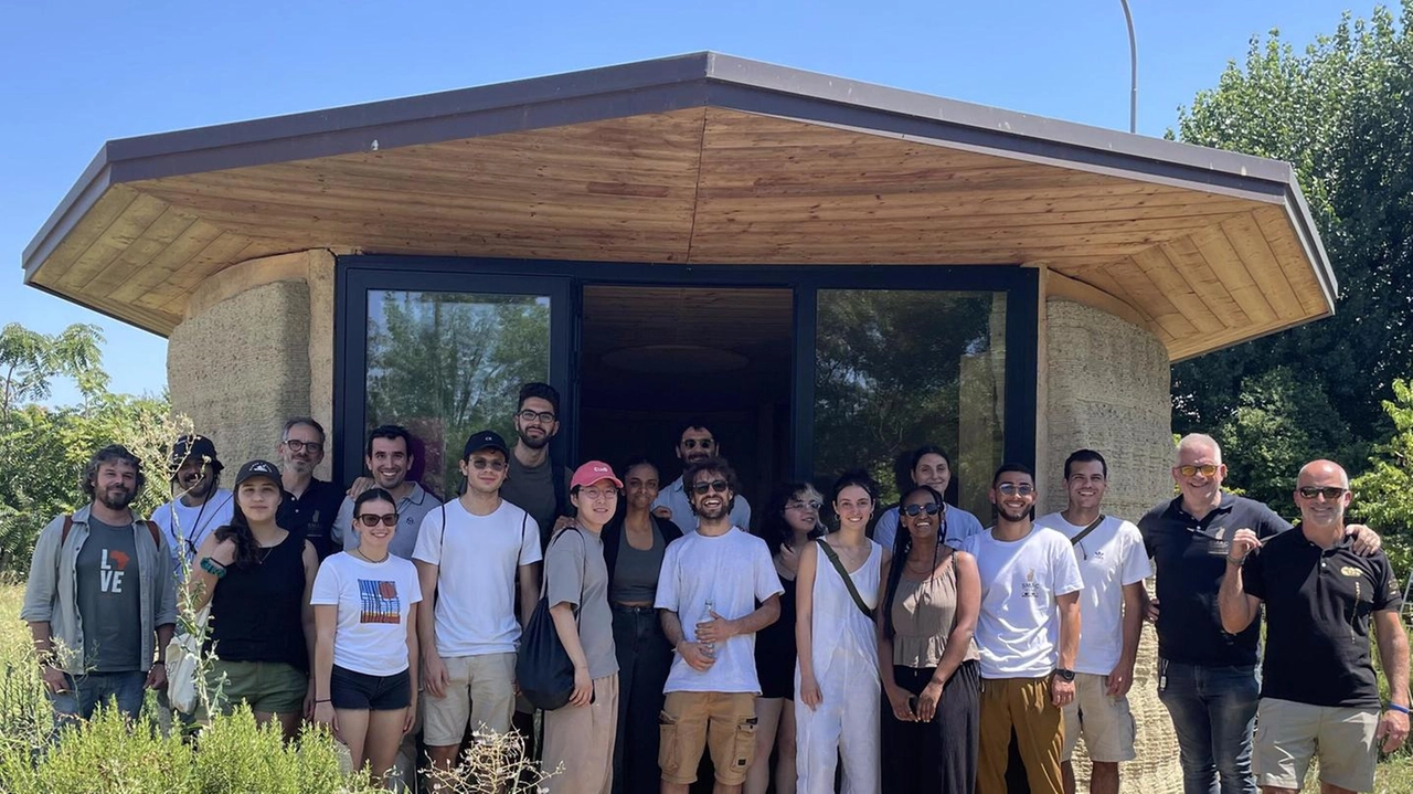 Gli studenti dello speciale progetto internazionale che si sta svolgendo a Coreglia grazie all’impegno di Cna Gli studenti dello speciale progetto internazionale che si sta svolgendo a Coreglia grazie all’impegno di Cna