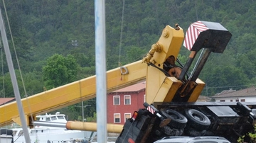 Morti sul lavoro, dati allarmanti. Casi quasi raddoppiati nel 2024: "C’è ancora poca prevenzione"