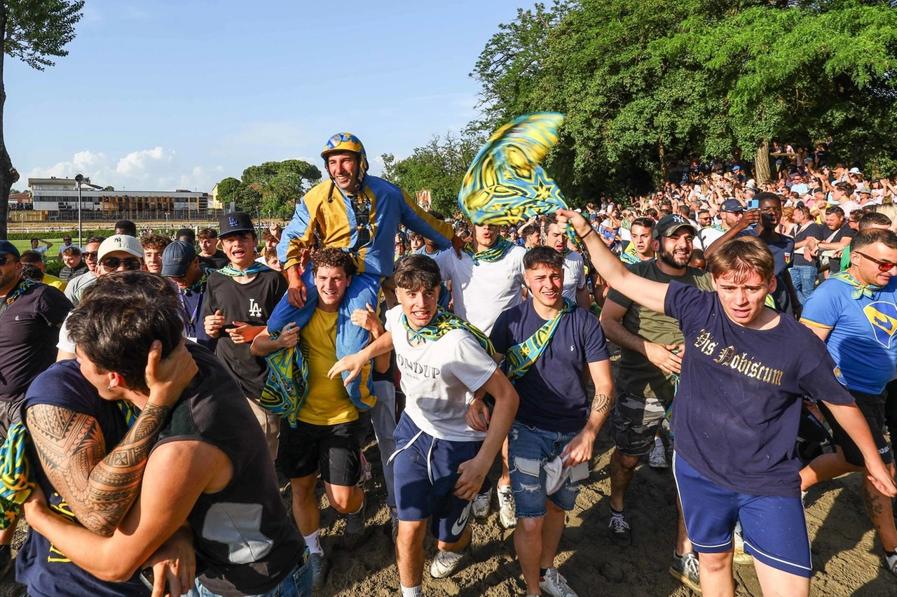 Un momento dei festeggiamenti di Porta Raimonda