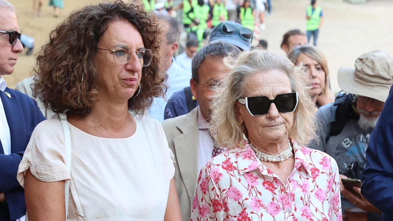 Il sindaco Fabio con il rettore del Magistrato delle Contrade Mocenni