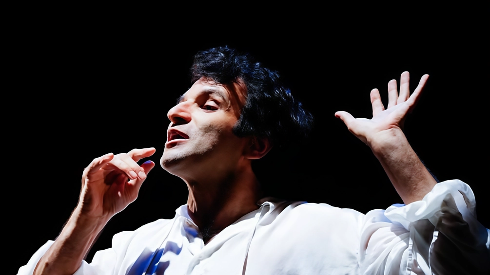 L’attore Luigi D’Elia, interprete del monologo “Caravaggio. Di chiaro e di scuro”, domani sera. al Teatro del Popolo di Castelfiorentino