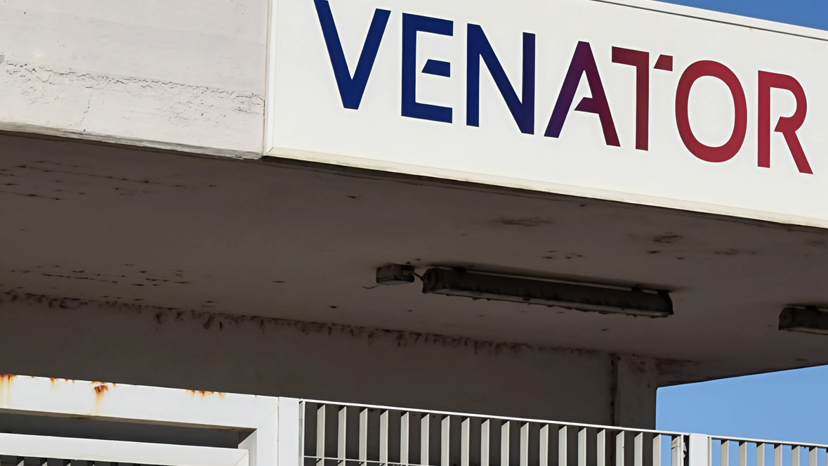 L’ingresso dello stabilimento Venator L’ingresso dello stabilimento Venator