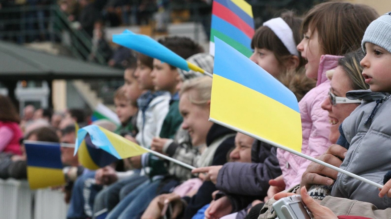 Per l’XI Palio dei Comuni della Provincia di Pisa le esibizioni di ASD Pisanova, laboratorio e pony al parco giochi e l’arte di Hausser e Bionducci