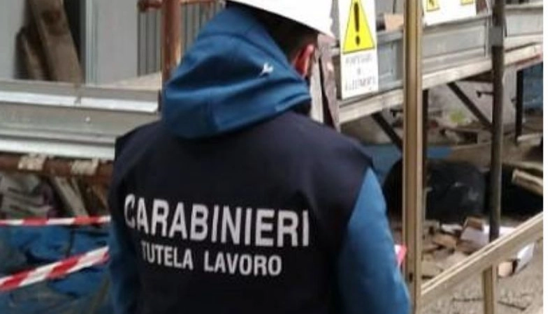 I Carabinieri del nucleo ispettorato del lavoro I Carabinieri del nucleo ispettorato del lavoro