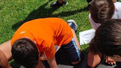 Primo soccorso e rianimazione. Alunni a lezione