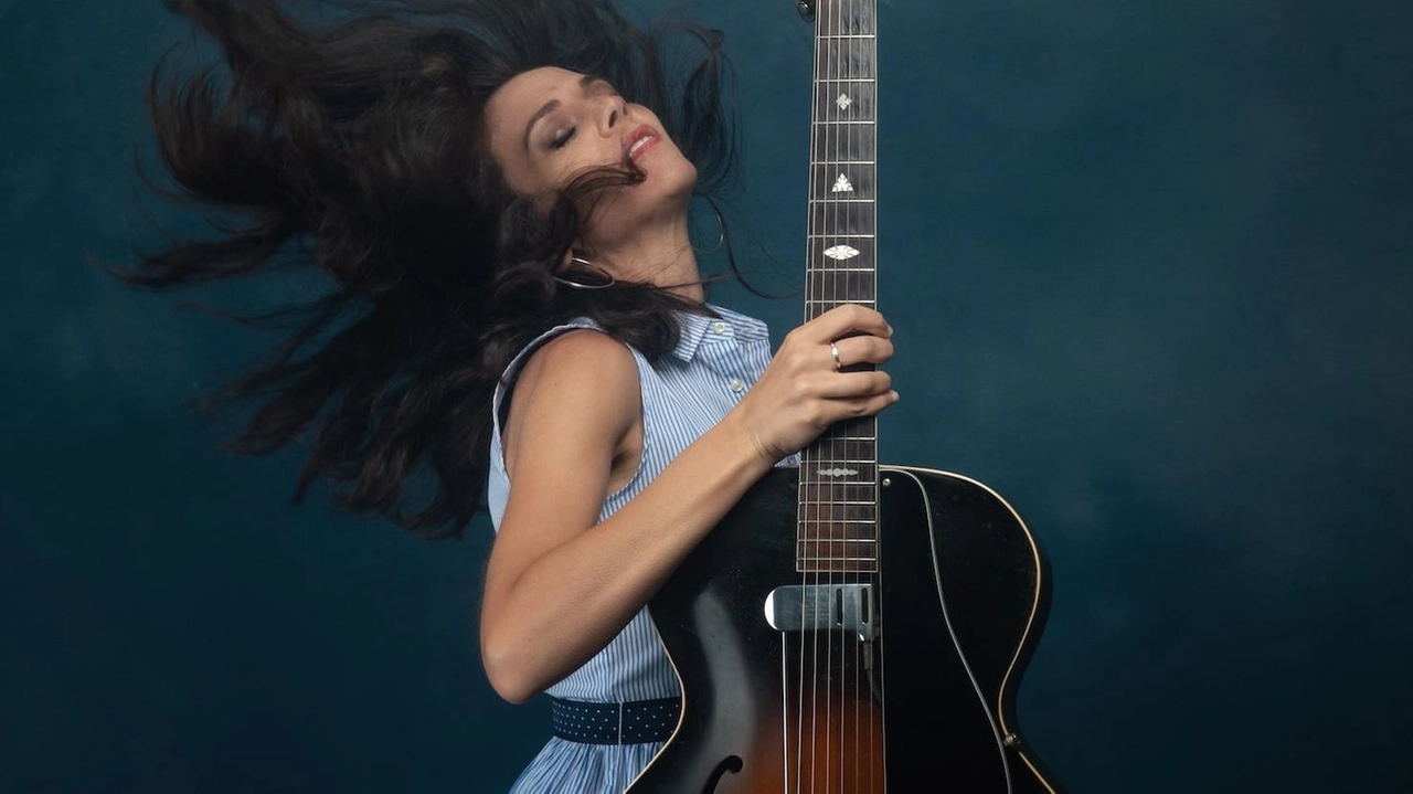 Eleonora Strino è riconosciuta dalla critica come uno dei giovani talenti più promettenti del panorama jazz internazionale