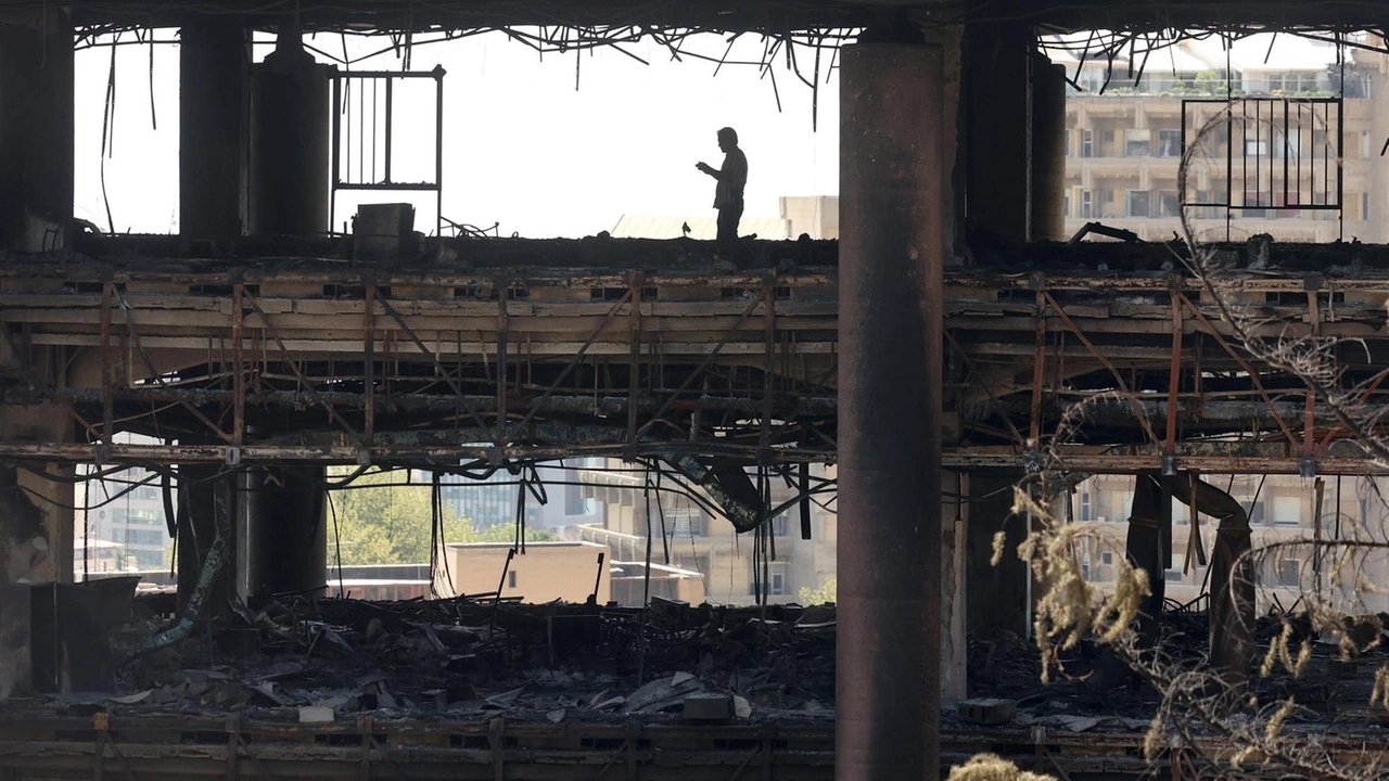 Un missile risulta aver colpito un edificio di Teheran