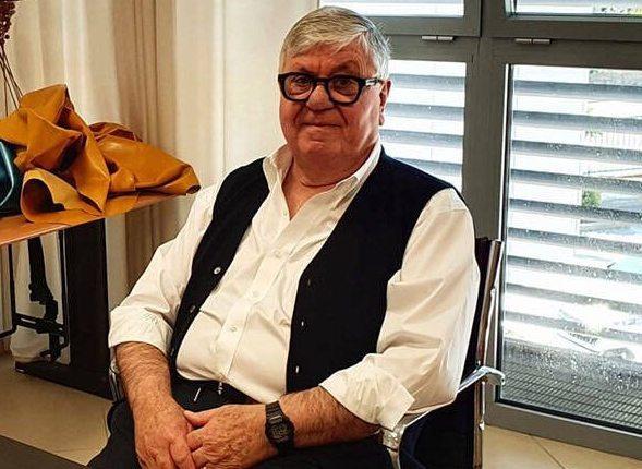 https://www.lanazione.it/image-service/view/acePublic/alias/contentid/Zjk5MzE4NDctYWFiMy00/0/la-scomparsa-di-ezio-castellani-il-funerale-alle-12-in-collegiata-punto-di-riferimento-del-conciario.jpeg?f=1.91:1&w=1200