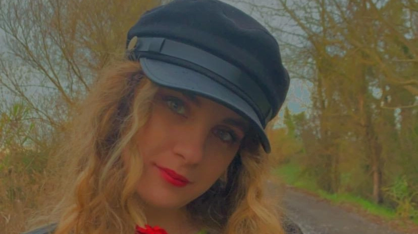 Adele Coloretti aveva 21 anni. La sua prematura scomparsa ha destato forte cordoglio nella comunità di Marina di Pisa Adele Coloretti aveva 21 anni. La sua prematura scomparsa ha destato forte cordoglio nella comunità di Marina di Pisa