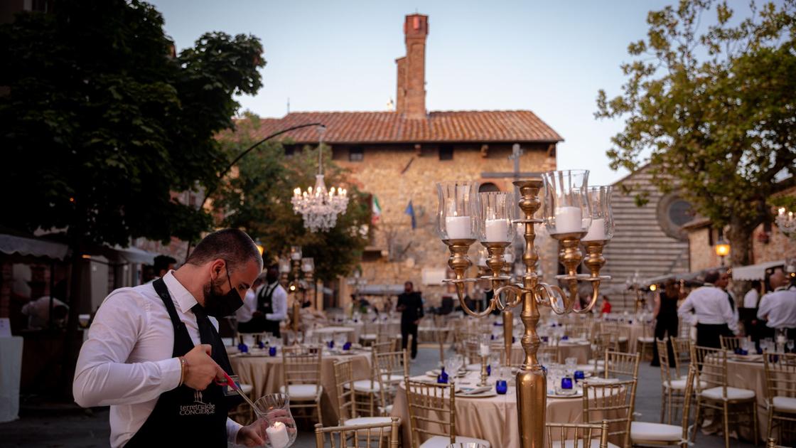 “Di Giovedì” sere d “Di Giovedì” sere d