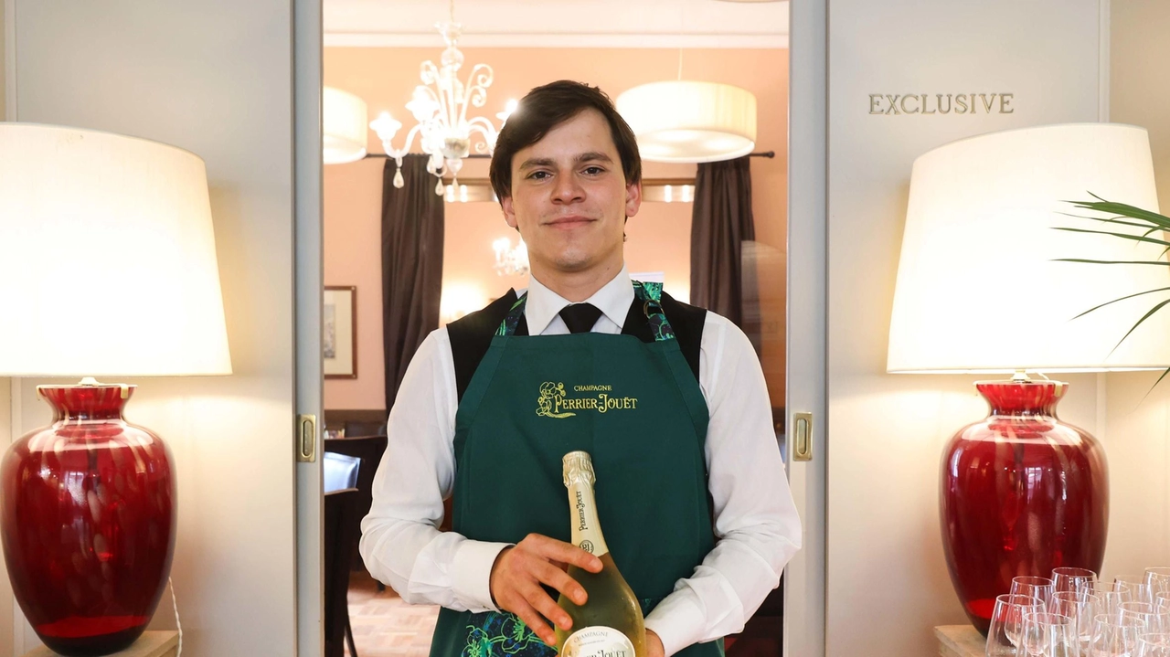 Il gruppo alberghiero FH55 Hotels organizza a Firenze un recruiting day, rivolto a chi sogna una carriera nel settore dell’hôtellerie... Il gruppo alberghiero FH55 Hotels organizza a Firenze un recruiting day, rivolto a chi sogna una carriera nel settore dell’hôtellerie...