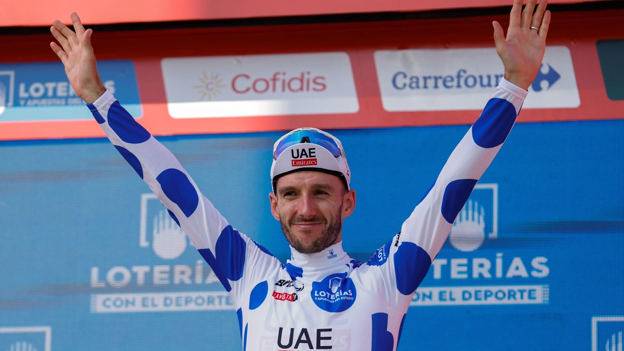 Giro d'Italia 2025, Adam Yates: "Vincere per dare continuità all'anno scorso"