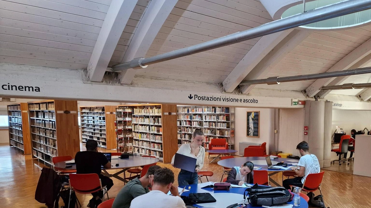 Due libri accessibili nella lingua dei segni italiana e uno sui cani addestrati per aiutare persone con disabilità. Saranno presentati... Due libri accessibili nella lingua dei segni italiana e uno sui cani addestrati per aiutare persone con disabilità. Saranno presentati...