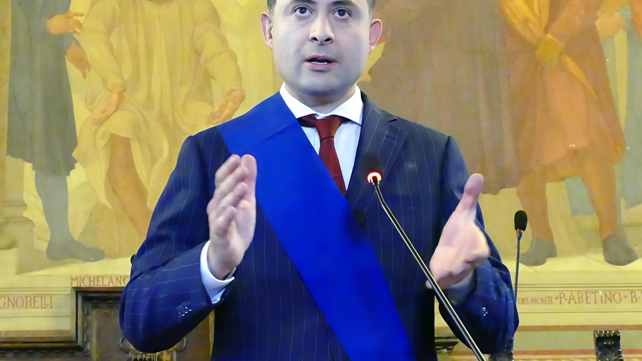 Il presidente della Provincia Alessandro Polcri nel mirino del «fuoco amico» Il presidente della Provincia Alessandro Polcri nel mirino del «fuoco amico»