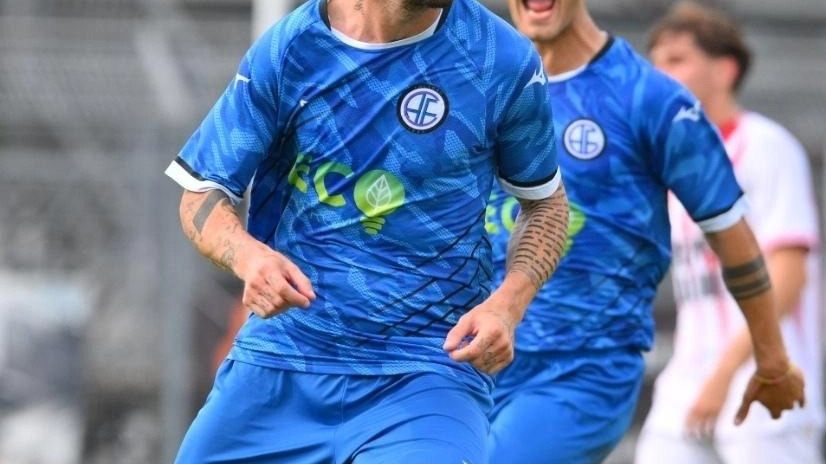 Alessandro Manni esprime la volontà di proseguire con Acf Foligno, puntando su un progetto di crescita e stabilità. Alessandro Manni esprime la volontà di proseguire con Acf Foligno, puntando su un progetto di crescita e stabilità.