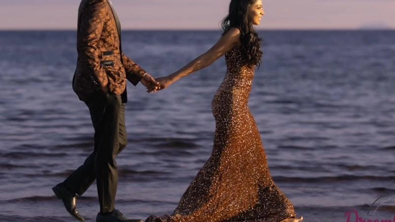 Un matrimonio da favola, ricco di emozioni, colori e profumi che hanno unito l’India all’Italia, si è celebrato sulla...