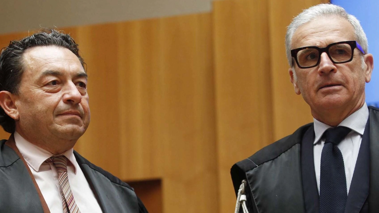 Marinai (a sinistra) con il procuratore Boni Marinai (a sinistra) con il procuratore Boni