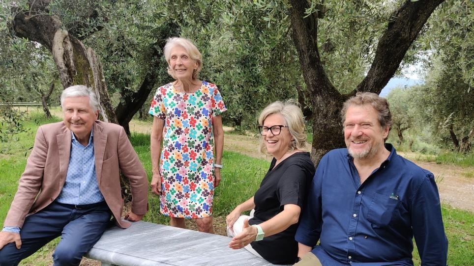 https://www.lanazione.it/image-service/view/acePublic/alias/contentid/ZmE2ZGJmY2UtODRhYy00/0/riaprono-i-giardini-formali-di-celle-splendono-di-nuovo-dopo-il-restauro.jpeg?f=16:9&w=1200&h=630