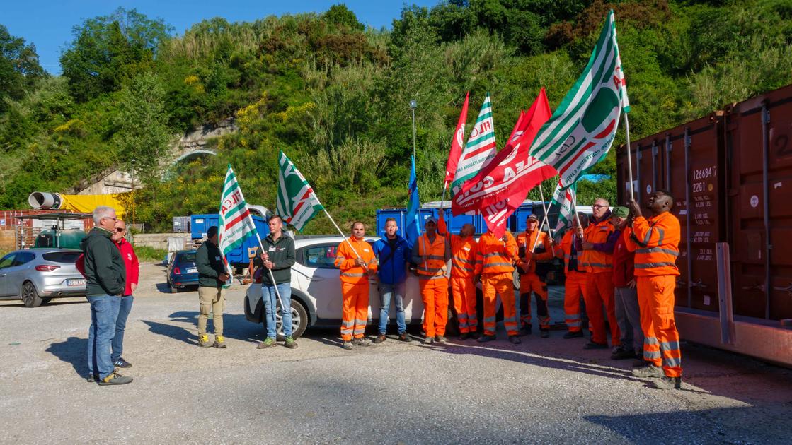 Aurelia Bis, la rabbia dei lavoratori. “Così non riusciamo più a vivere”