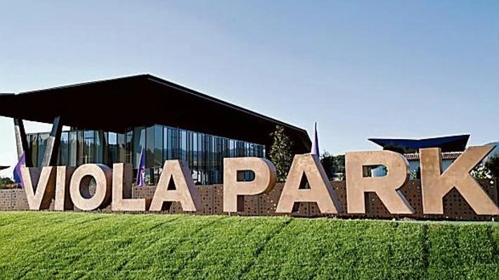 Il Viola Park: 'Careggi gioca in Viola' è il titolo dell'iniziativa di beneficenza Il Viola Park: 'Careggi gioca in Viola' è il titolo dell'iniziativa di beneficenza