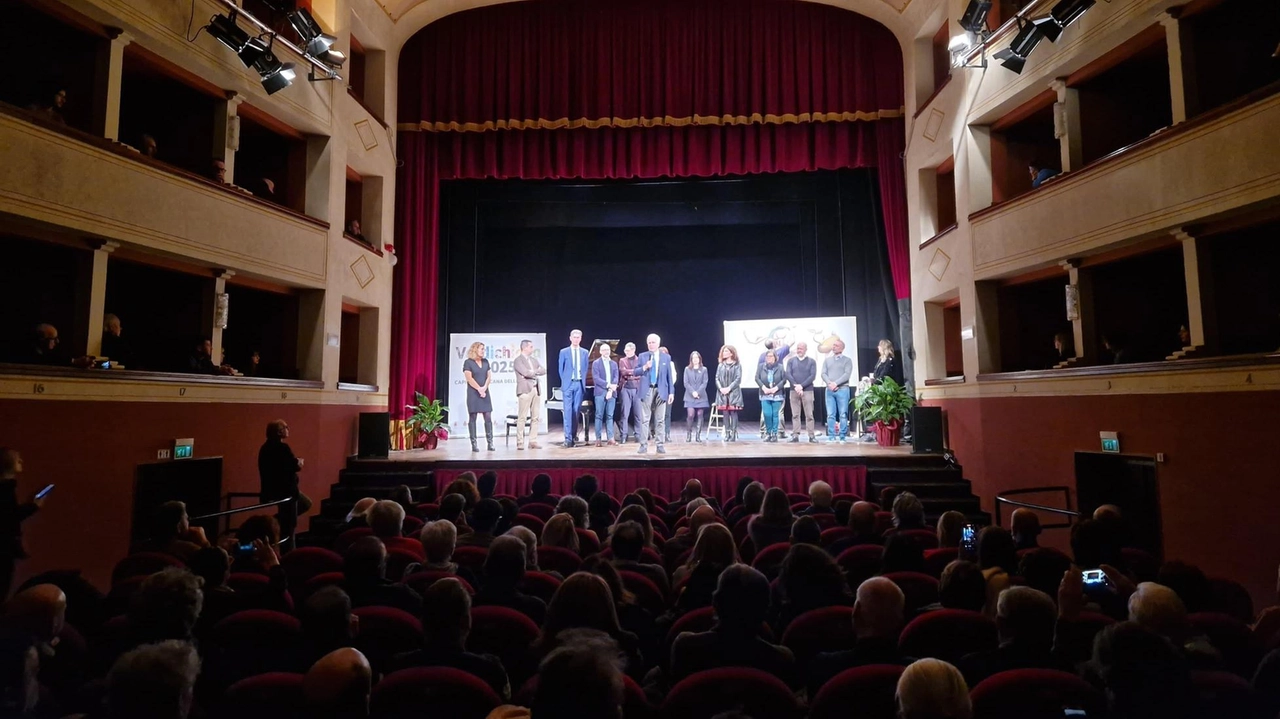 Tanti cittadini hanno partecipato all’evento che si è svolto ieri pomeriggio alla presenza di sindaci, presidente della Provincia e presidente della Regione Tanti cittadini hanno partecipato all’evento che si è svolto ieri pomeriggio alla presenza di sindaci, presidente della Provincia e presidente della Regione