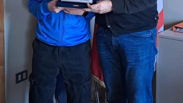 E’ il sindaco Roberto Giannoni a sottolineare, con un post sui social, un "giovanissimo" orgoglio santacrocese che è stato ricevuto... E’ il sindaco Roberto Giannoni a sottolineare, con un post sui social, un "giovanissimo" orgoglio santacrocese che è stato ricevuto...