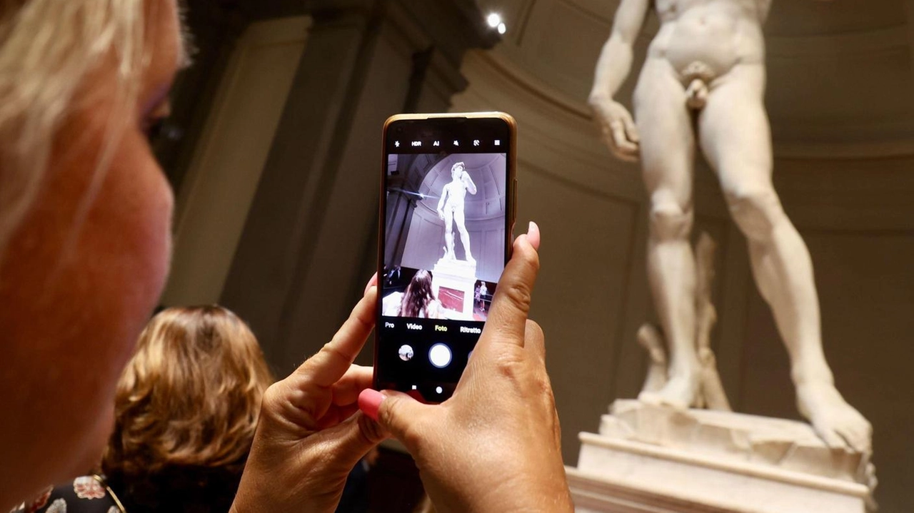 Stop alla decisione del Mic perché viene riconosciuto "il rischio concreto che lo scorporo del servizio possa compromettere la qualità dell’offerta". La direzione musei non si arrende. Stop alla decisione del Mic perché viene riconosciuto "il rischio concreto che lo scorporo del servizio possa compromettere la qualità dell’offerta". La direzione musei non si arrende.