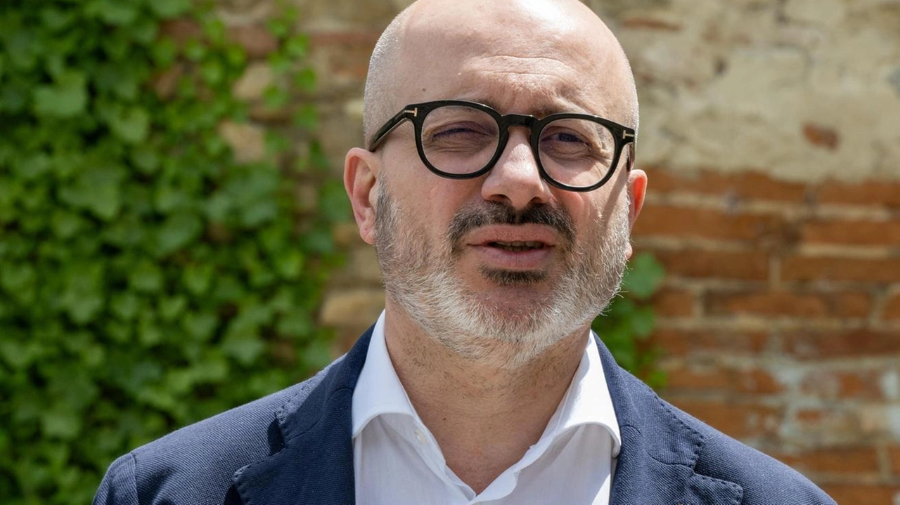 Bettarini: "Un centro di ricerca e produzione artistica su cui vogliamo investire" Bettarini: "Un centro di ricerca e produzione artistica su cui vogliamo investire"