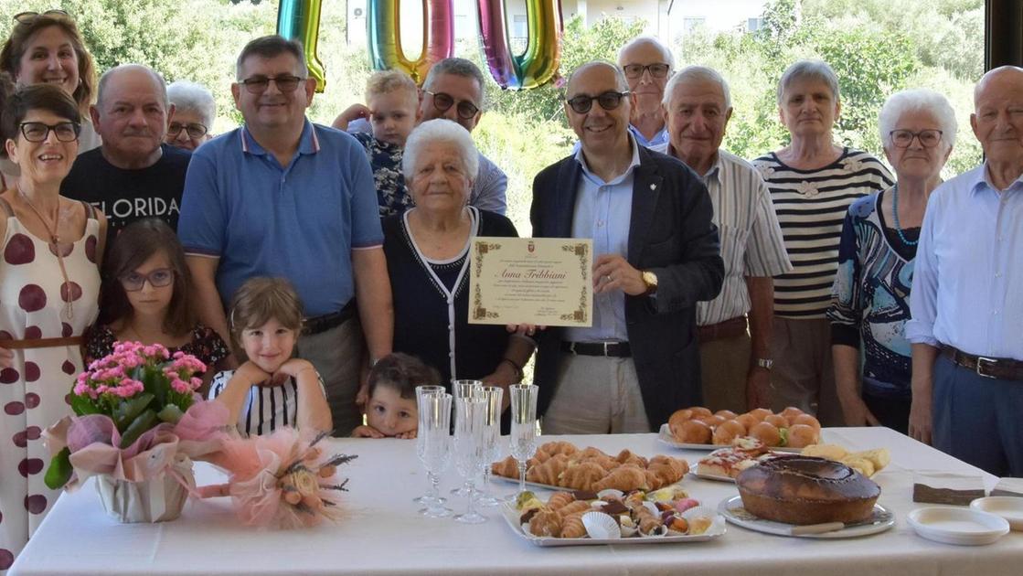 Giovina, festa grande a Olmo per i 100 anni Giovina, festa grande a Olmo per i 100 anni