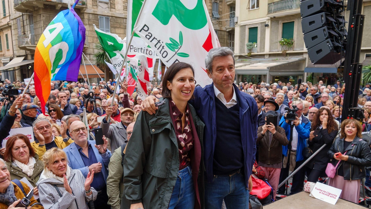 Il candidato alla Regione non ha risparmiato frecciate ai suoi avversari del centrodestra . La promessa ai concittadini spezzini: "Noi ricostruiremo davvero il nuovo ospedale". Il candidato alla Regione non ha risparmiato frecciate ai suoi avversari del centrodestra . La promessa ai concittadini spezzini: "Noi ricostruiremo davvero il nuovo ospedale".