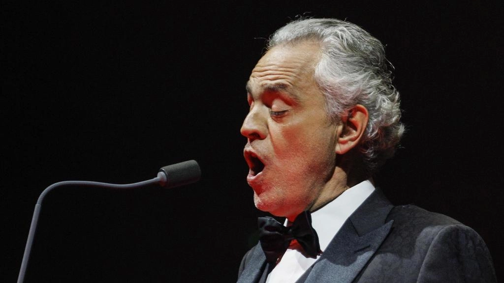 Il docufilm "Andrea Bocelli: Because i believe" debutta al Toronto International Film Festival, raccontando la vita e la carriera del tenore nato a Lajatico. Un ritratto intimo di uno dei più grandi cantanti viventi del mondo. Il docufilm "Andrea Bocelli: Because i believe" debutta al Toronto International Film Festival, raccontando la vita e la carriera del tenore nato a Lajatico. Un ritratto intimo di uno dei più grandi cantanti viventi del mondo.