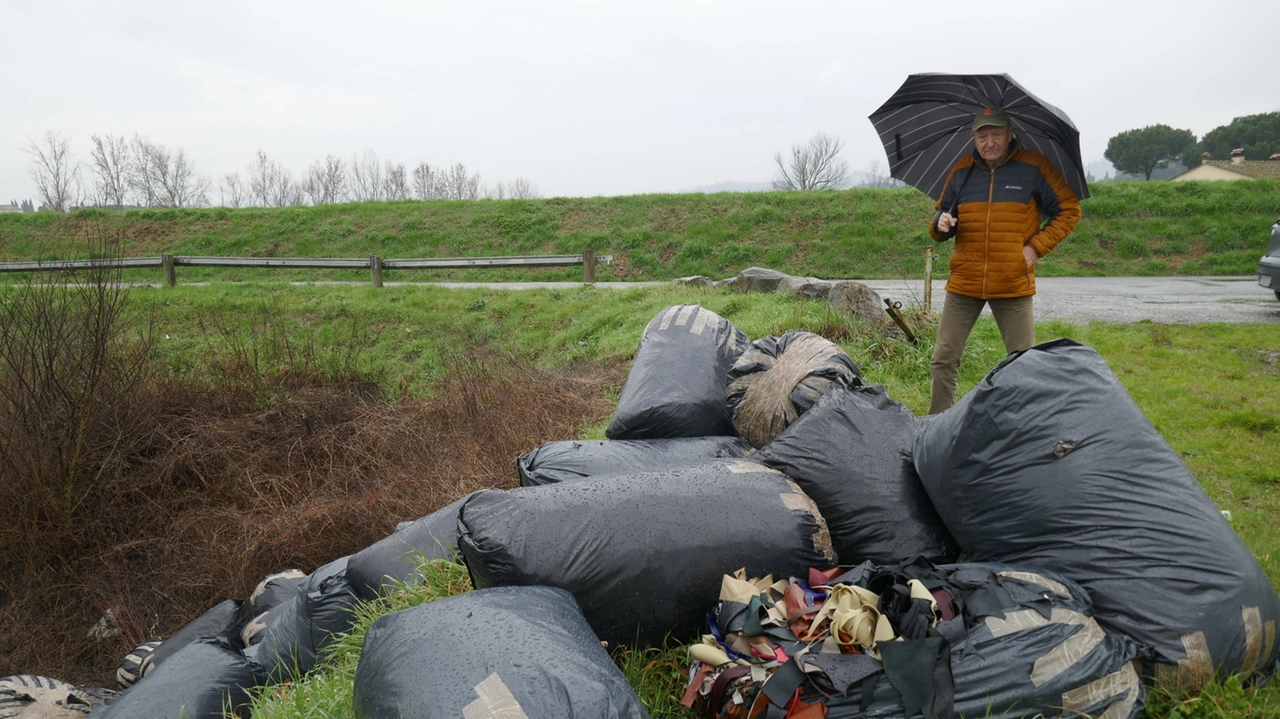 Il problema degli scarti tessili è sempre più grave a Prato. La procura lancia l'allarme Il problema degli scarti tessili è sempre più grave a Prato. La procura lancia l'allarme