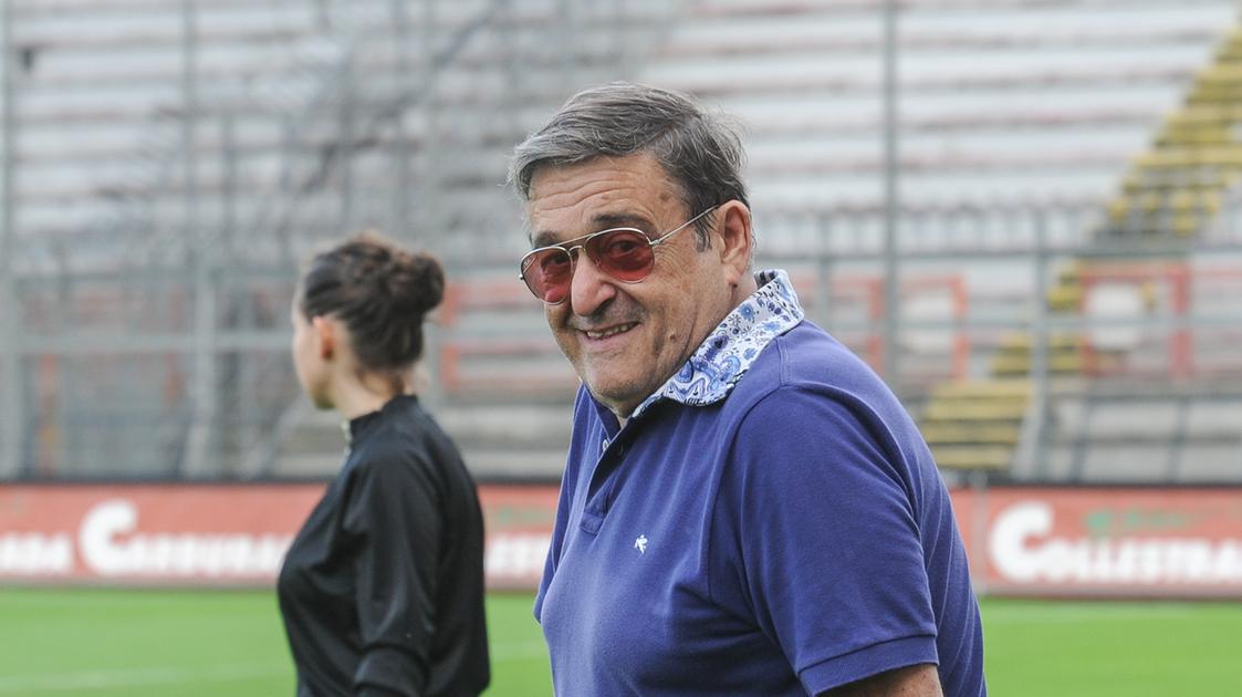 https://www.lanazione.it/image-service/view/acePublic/alias/contentid/ZmI1NDhiYjYtZGI3OS00/0/guglielmo-mimmi-mazzetti-simbolo-del-giornalismo-sportivo-umbro.jpeg?f=16:9&w=1200&h=630