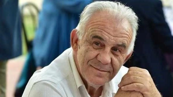Alessio Mamma, ds della Rondinella, continua a brillare nel mercato con nuovi acquisti e strategie vincenti. Alessio Mamma, ds della Rondinella, continua a brillare nel mercato con nuovi acquisti e strategie vincenti.