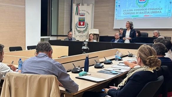 Trasporti per le uscite scolastiche, stesse condizioni, ma le famiglie devono pagare: all’opposizione i conti non tornano e anche l’interrogazione... Trasporti per le uscite scolastiche, stesse condizioni, ma le famiglie devono pagare: all’opposizione i conti non tornano e anche l’interrogazione...