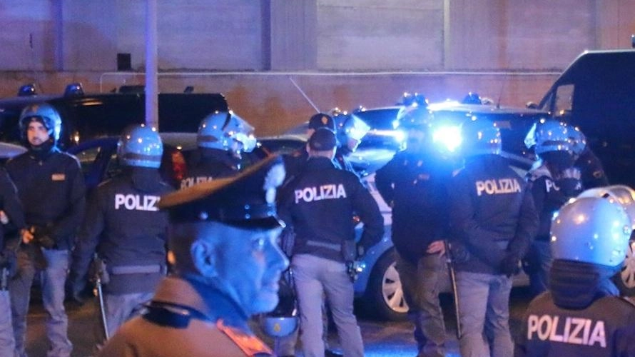 Uno solo condannato per lesioni. Un agente della penitenziaria finì in ospedale Uno solo condannato per lesioni. Un agente della penitenziaria finì in ospedale