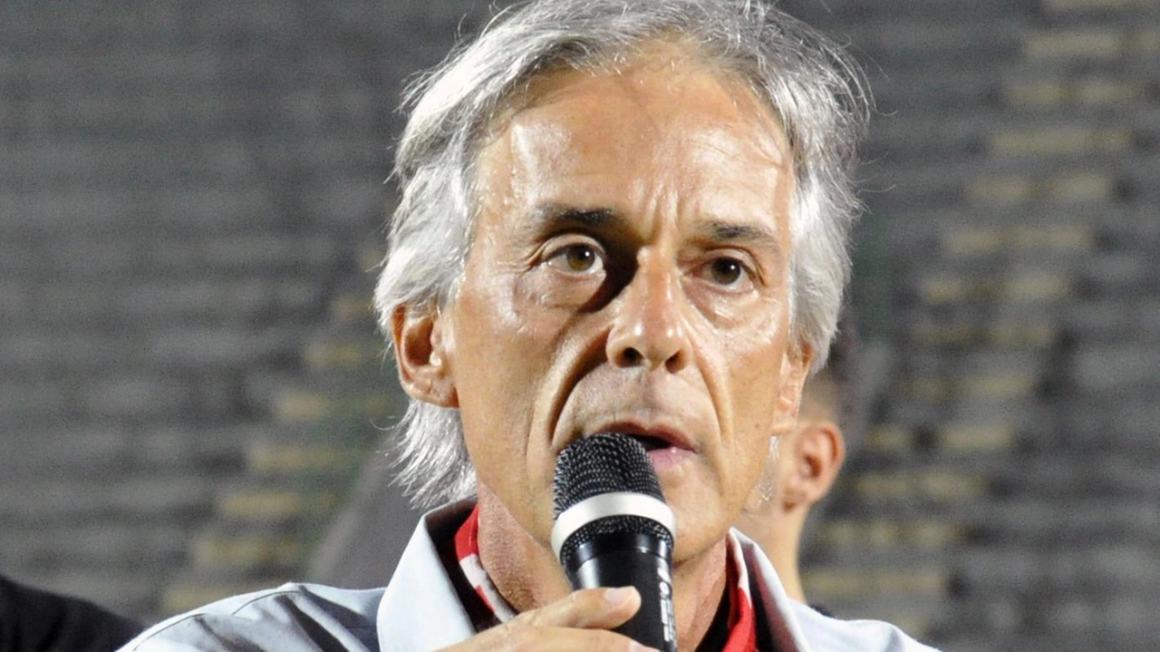 Moreno Micheloni, responsabile dei rapporti con i tifosi (il cosiddetto «Slo») Moreno Micheloni, responsabile dei rapporti con i tifosi (il cosiddetto «Slo»)