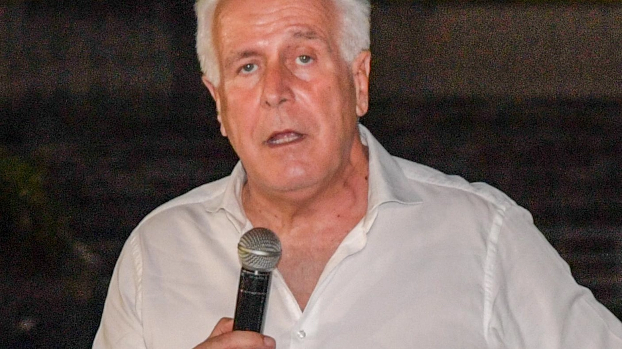 Le principali richieste di Cgil, Cisl e Uil ai candidati alla guida della Regione. Rossi: "Una nuova Iri sarebbe uno strumento importante per le aziende in crisi". Le principali richieste di Cgil, Cisl e Uil ai candidati alla guida della Regione. Rossi: "Una nuova Iri sarebbe uno strumento importante per le aziende in crisi".
