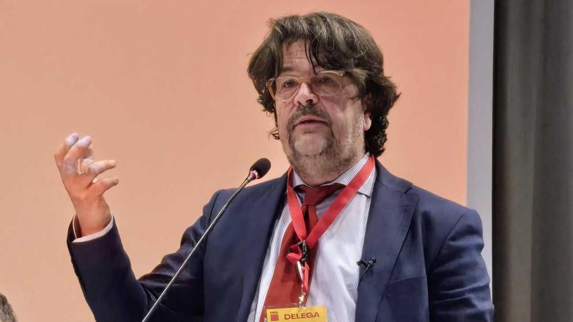 Infuria il caso Bojola. Scontro in consiglio. Cgil e opposizioni: "Deve dimettersi" Infuria il caso Bojola. Scontro in consiglio. Cgil e opposizioni: "Deve dimettersi"