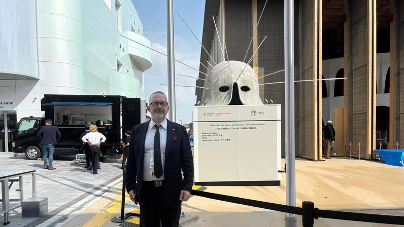 Flavio Gori al Padiglione Italia all’Expo di Osaka 2025: dietro ’Sant’Elmo’ di Palladino