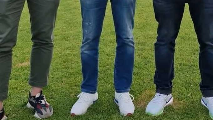Il Fiesole Calcio ha completato una mini-rivoluzione con dieci nuovi acquisti per affrontare il campionato di Promozione 2024-25. Il direttore sportivo Triarico ha puntato su giocatori esperti e giovani promettenti per rafforzare la squadra. L'obiettivo è affrontare una stagione impegnativa con umiltà e determinazione. Il Fiesole Calcio ha completato una mini-rivoluzione con dieci nuovi acquisti per affrontare il campionato di Promozione 2024-25. Il direttore sportivo Triarico ha puntato su giocatori esperti e giovani promettenti per rafforzare la squadra. L'obiettivo è affrontare una stagione impegnativa con umiltà e determinazione.