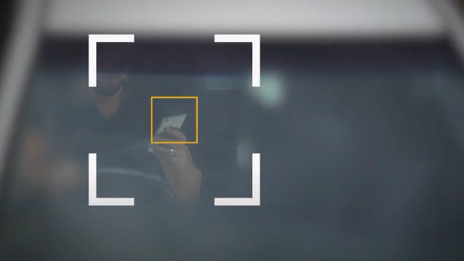 La telecamera intelligente, comandata dall'Intelligenza artificiale, scoverà tutti gli automobilisti che usano lo smartphone alla guida La telecamera intelligente, comandata dall'Intelligenza artificiale, scoverà tutti gli automobilisti che usano lo smartphone alla guida