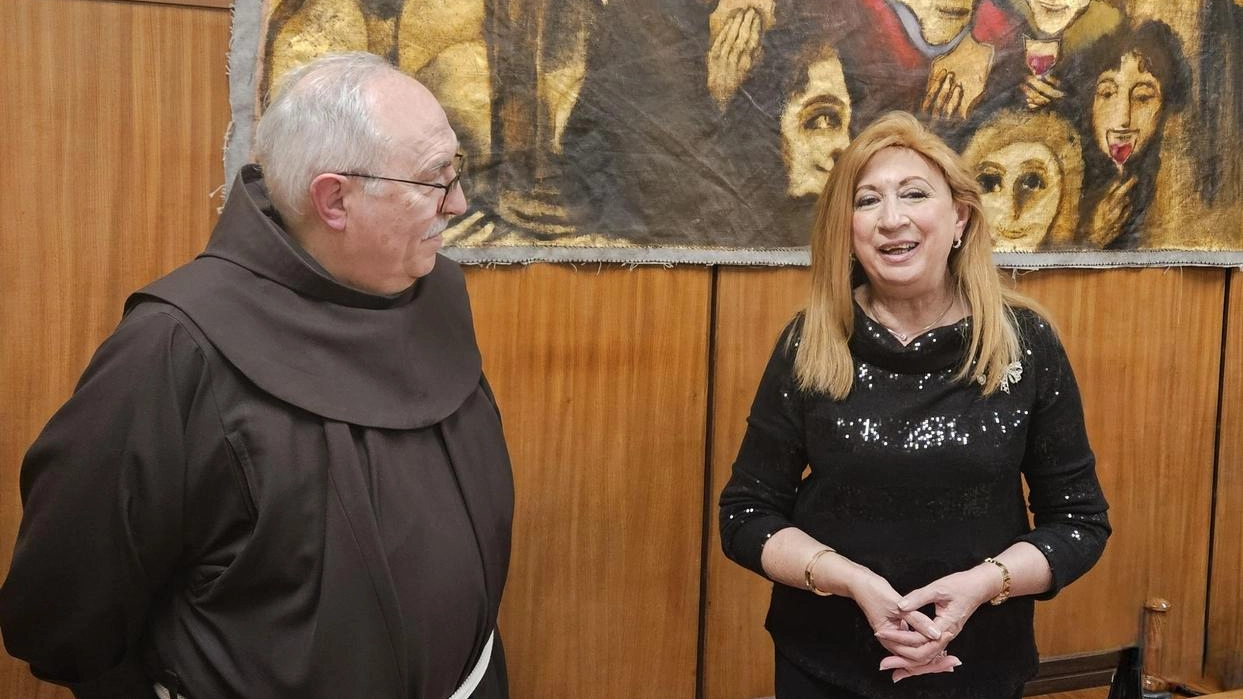 Il conviviale nel convento di Gaggiola con la consegna di un contributo economico . Il conviviale nel convento di Gaggiola con la consegna di un contributo economico .