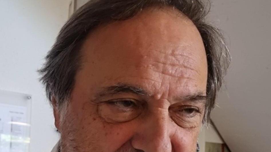 https://www.lanazione.it/image-service/view/acePublic/alias/contentid/ZmMzMThhZmQtMzQxYy00/0/scarafuggi-condannato-danno-allasl-per-lincarico.jpeg?f=16:9&w=1200&h=630