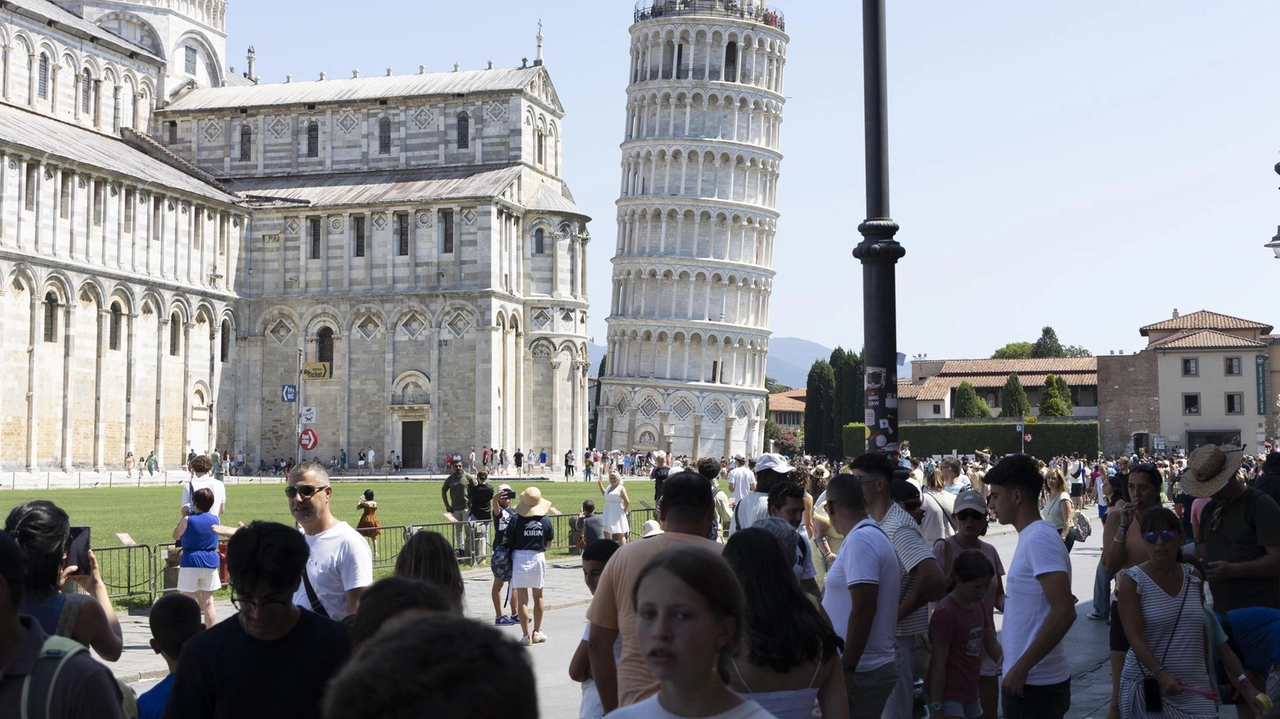 La nuova società si dovrà occupare molto presto anche di accoglienza e informazione turistica La nuova società si dovrà occupare molto presto anche di accoglienza e informazione turistica