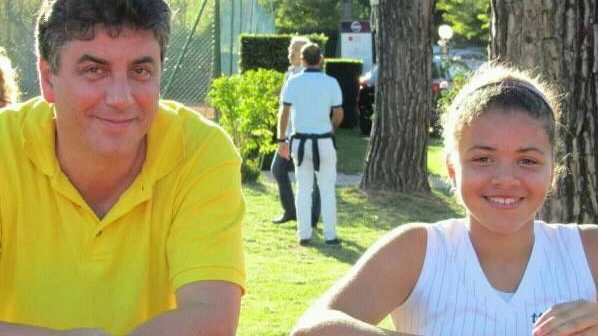 Una piccola Jasmine Paolini insieme a suo babbo Ugo Una piccola Jasmine Paolini insieme a suo babbo Ugo