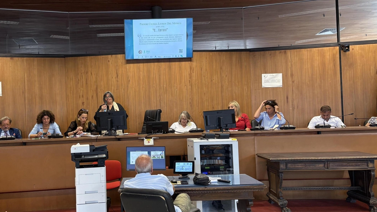 La conferenza stampa a palazzo civico con. Maria Mattei e tutti gli enti coinvolti nell’ambizioso progetto culturale La conferenza stampa a palazzo civico con. Maria Mattei e tutti gli enti coinvolti nell’ambizioso progetto culturale